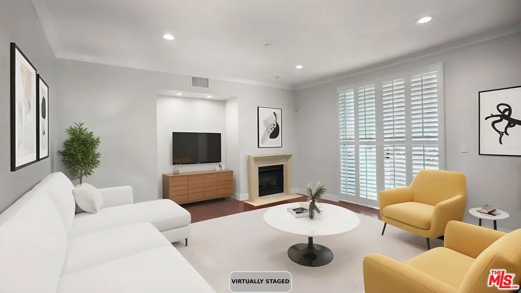 2240 S Beverly Glen Boulevard 103, Los Angeles, California 90064 home-pic-0